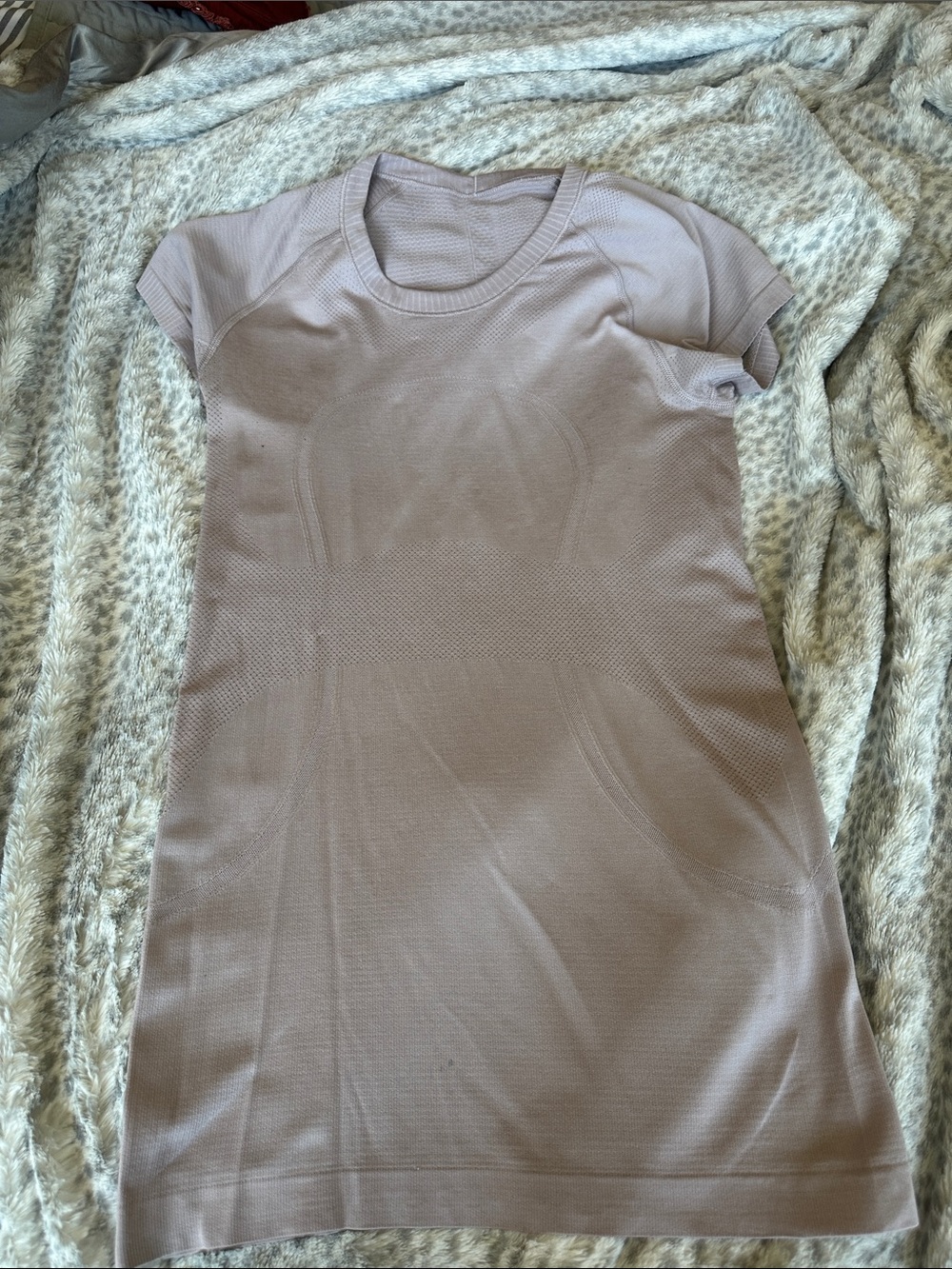 lululemon athletica Short Sleeve Seamless Top in Mauve Taupe